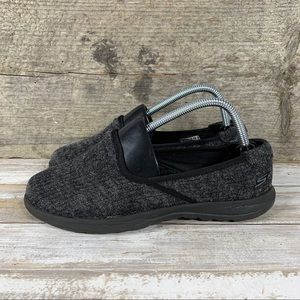 Skechers Slip Ons Women’s Size 8